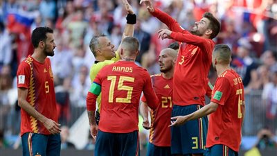  الإصابة سر خروج مدافع إسبانيا أمام روسيا