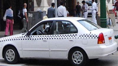 ضبط شخص سرق سيارة تاكسي من جاره بالجيزة