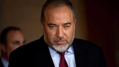 ليبرمان يلتقي نظيره الروسي.. ويهدد بالتحرك في سوريا
