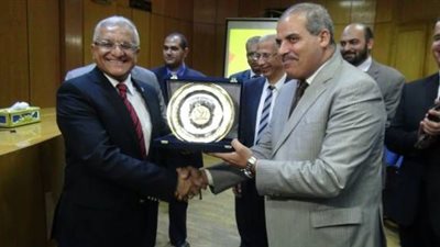 اليوم .. فتح باب الترشح لمنصب عمداء كليتي 