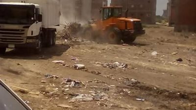 صور| رفع 20 طن مخلفات في حملة نظافة مكبرة بـ دمياط 