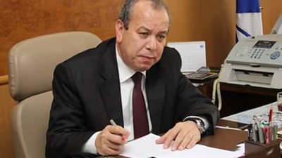إحالة ممرضة إلى النيابة الإدارية بعد تسريب امتحان بـ