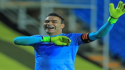 الحضري لم يعتزل دوليا .. وفضل الإسماعيلي على الأهرام لهذا السبب