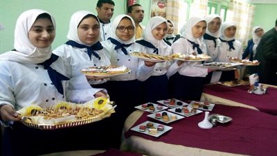 استقدام متخصصين لتدريب طلاب المدارس الفندقية بـ