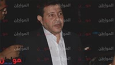 صور| وصول هاني شاكر وزوجته إلى الأردن للمشاركة في 