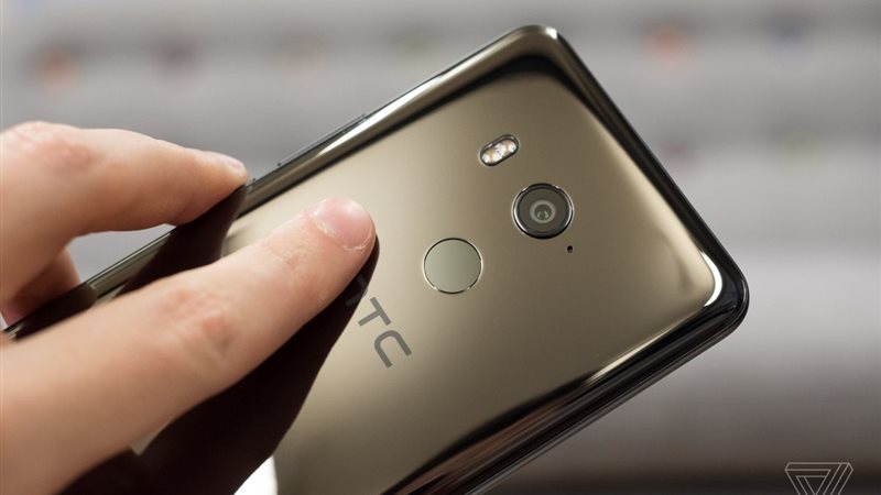 هواتف HTC