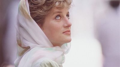 الجميلة الملهمة..  لسان الأميرة ديانا شابه وجهها 