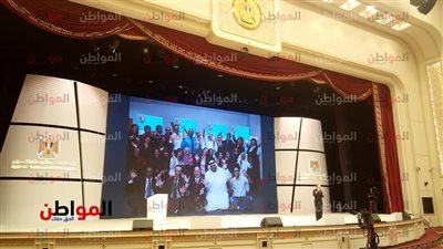 فيديو وصور.. خبير عالمي يشرح كيفية صنع تجارب متميزة للمتعاملين