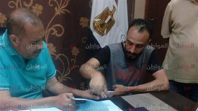 صور.. الدكتور مجدي شريف يشرف على عملية توقيع عقود الوحدات السكنية لـ متضرري عقاري الساحل