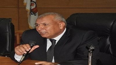 الزملوط يبحث إنشاء مزرعة خيرية يخصص ربحها للأيتام والحالات الإنسانية بـ