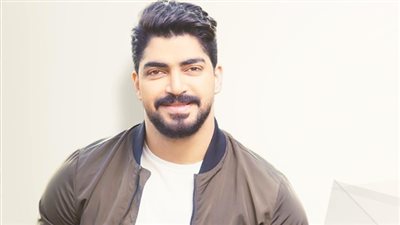 مينا عطا يعلن عن مفاجأة سارة لجمهوره