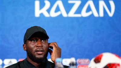 لوكاكو يدافع عن نيمار قبل صدام البرازيل وبلجيكا الناري