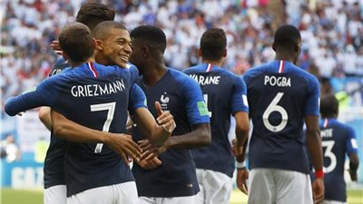 كأس العالم 2018: على الورق.. مواجهة متكافئة بين الأوروجواي وفرنسا في ربع نهائي المونديال