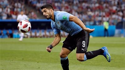 سواريز يقود هجوم أوروجواي أمام فرنسا