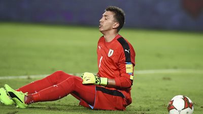 موسليرا يقتل حلم أوروجواى ومبابى يواصل التألق