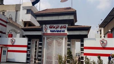 بشير التابعي: الزمالك بابا نويل هدايا المدربين