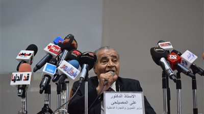 وزير التموين لـ