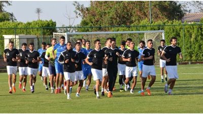 أيمن حافظ يكشف وديات معسكر الزمالك في ألمانيا