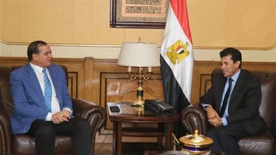 114 ألف جنيه أجهزة رياضية لـ جامعة سوهاج 
