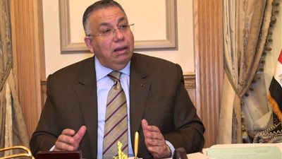 السيد الشريف يعرب عن سعادته بـ برلمان الطلائع