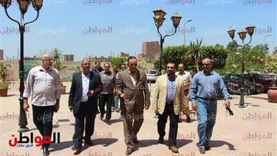 صور.. رئيس جامعة المنوفية يزور الطفلة سلمى الصياد ويوجه بتوفير احتياجاتها
