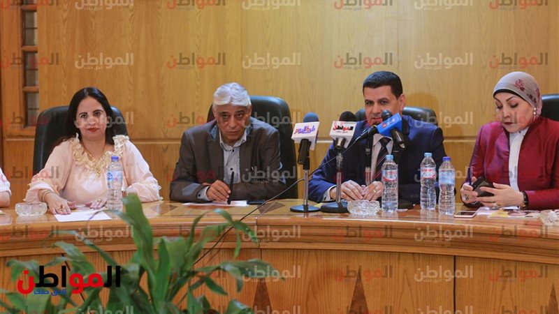 صالون مجلة حواء حول