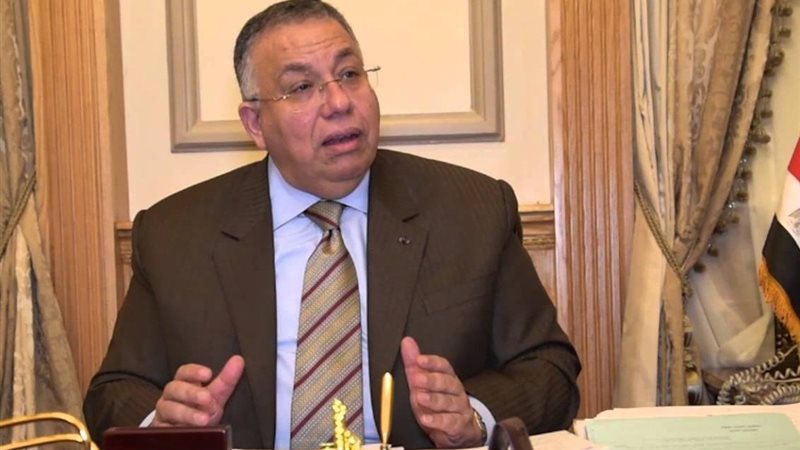 الدكتور السيد الشريف