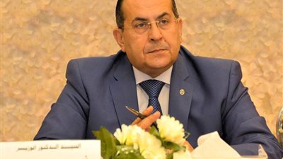 محافظ سوهاج: إقامة محطة صرف صحي ناحية جهينة 