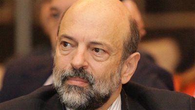 الرزاز: الحكومة الأردنية ستعقد نقاشات مع الكتل النيابية قبل اتخاذ القرارات