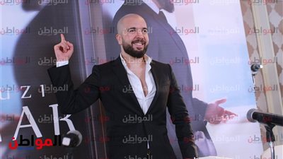 صور.. بدء مؤتمر المطرب المغربى عبد الحفيظ الدوزي لإعلان تفاصيل تعاقده مع 