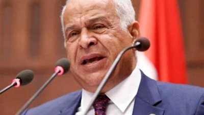 فرج عامر: 