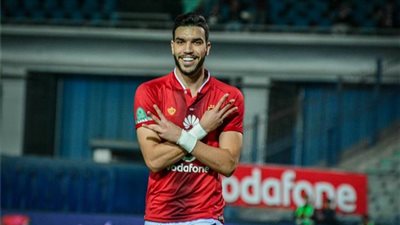 الأهلي يغلق ملف بيع أزارو ويرفض التعامل الغير إحترافي من جانب النادي الصيني