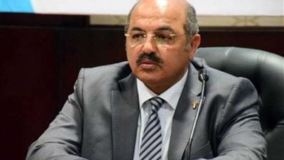 هشام حطب يكشف كواليس تكريم السيسي لـ