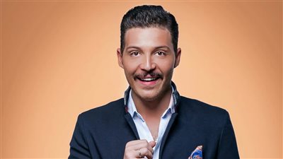 محمود حجازي يهنئ محمد على رزق بحفل زفافه