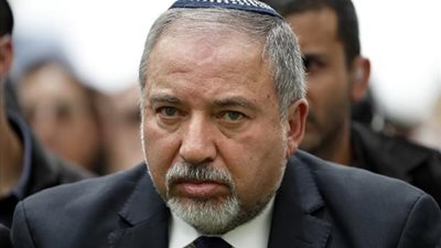وزير الدفاع الإسرائيلي لا يستبعد إقامة علاقات مع سوريا في المستقبل