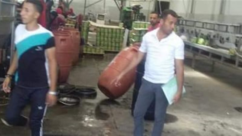 غلق مصنع مخللات 