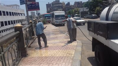 حملات نظافة مكبرة لـ رفع كفاءة شوارع مدينة كفر الدوار 