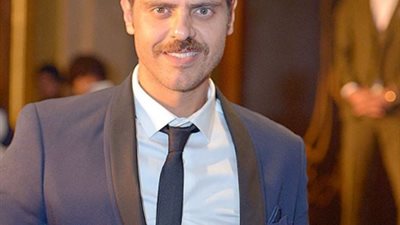 طارق صبري يقضى عطلته في دبي 