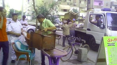 حملات مكبرة لإزالة الإشغالات بـ شوارع حلوان