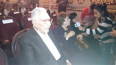 صور.. نجوم الفن يتوافدون علي حفل تكريم حسين رياض وعبد الرحمن أبو زهرة