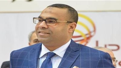 خبير لوائح يوضع ضوابط التعامل بين النادي واللاعب الموضوع في قائمة الإنتظار