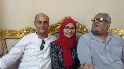 فيديو وصور.. الحاصلة على المركز العاشر بكفر الزيات لـ