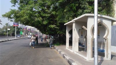 حي غرب القاهرة يستكمل أعمال تغيير رخام كورنيش النيل