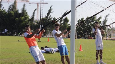 الإسماعيلي يواصل تدريباته البدنية في المران المسائي