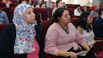 القومى للمرأة يبحث تفعيل العمل اللائق للفتيات مع منظمة العمل الدولية
