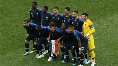 فيديو.. الديوك الفرنسية تصيح في روسيا وتقهر كرواتيا برباعية تاريخية وتتوج بلقب المونديال للمرة الثانية 