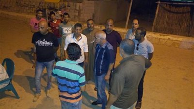 صور.. مجلس مدينة العريش يتابع مخيمات الشاطئ لحل مشاكل المواطنين 