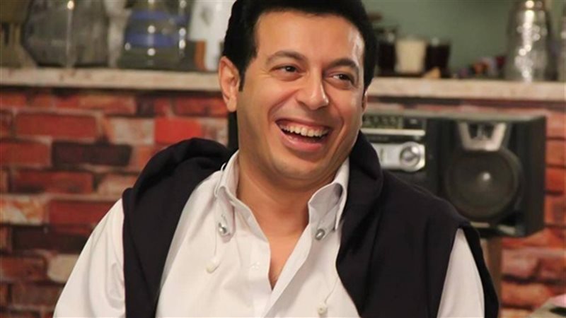 النجم مصطفى شعبان