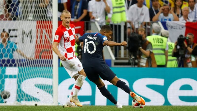 مبابي لاعب باريس