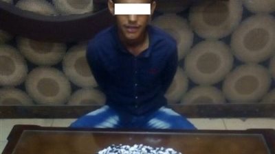 القبض على عاطل بحوزته كيلو جرام لمخدر الهيروين بالخانكة